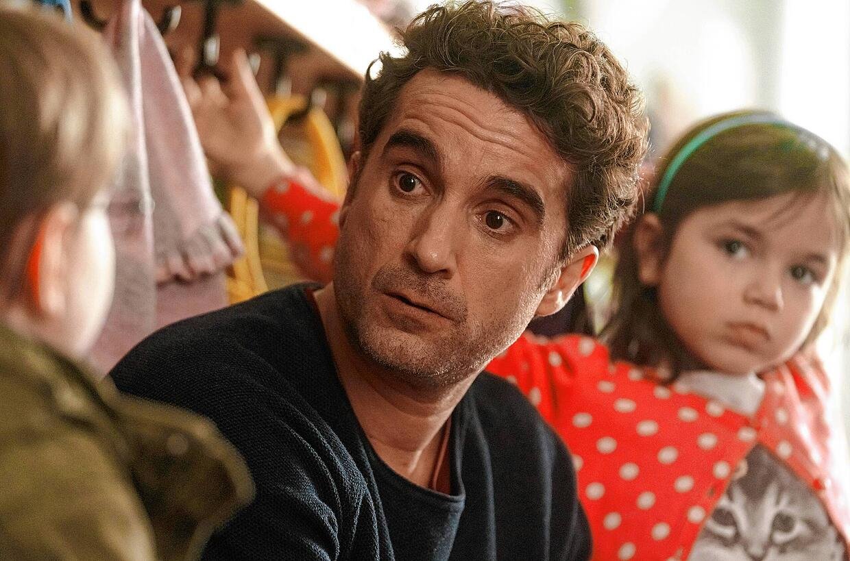 Die facettenreiche Karriere von [amelie wnuk]: Zwischen Bühne, Bildschirm und Bildung